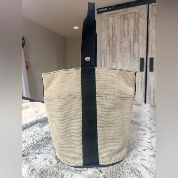 Hermes Handbags - Hermès Toile Saxo MM bucket bag